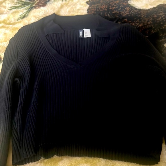 Top - Picture 1 of 1